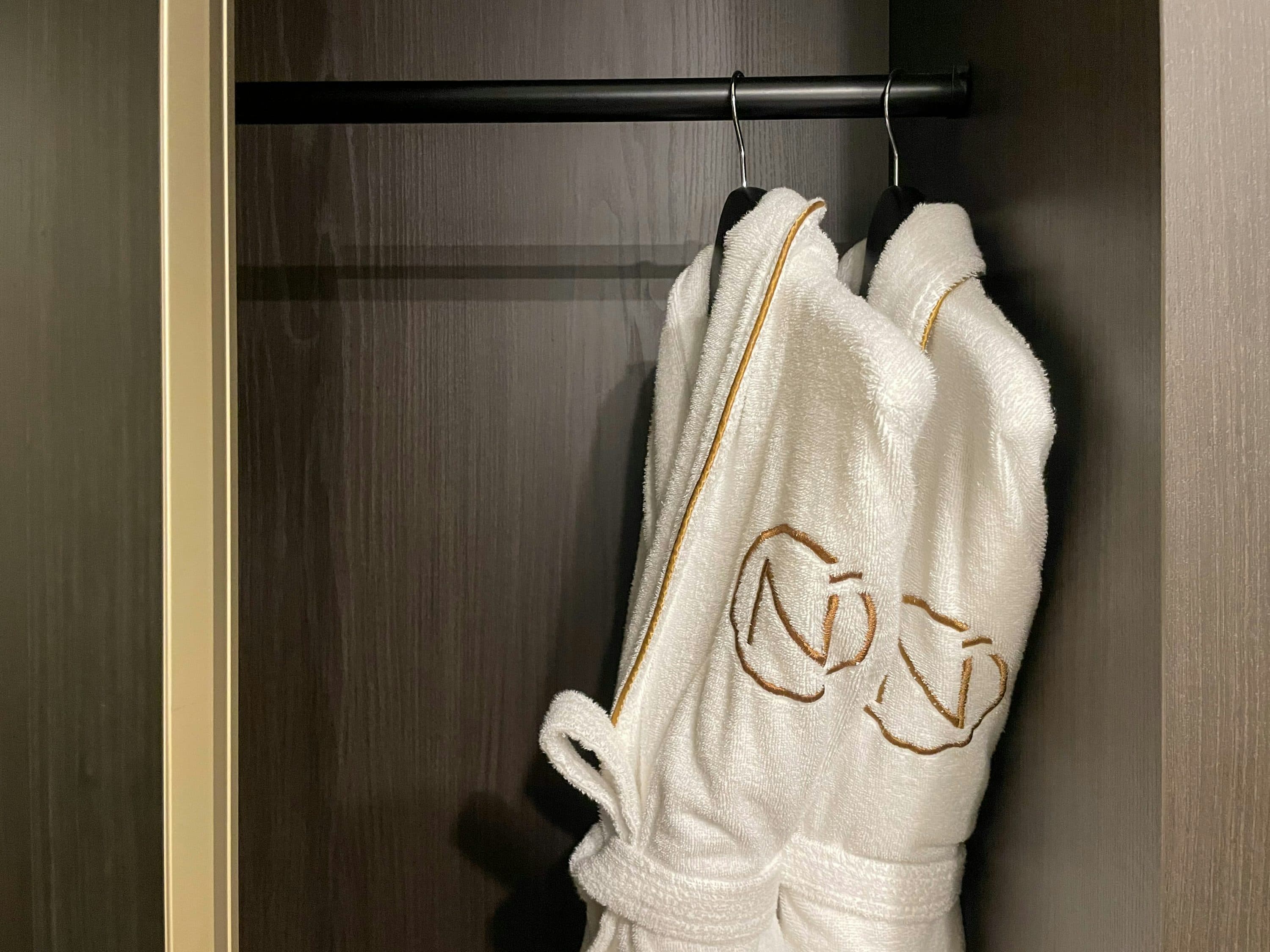 Bathrobe